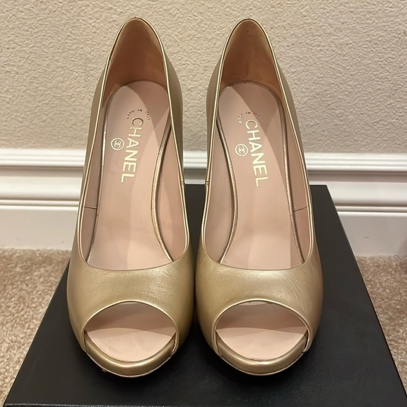 Chanel gold open toe pump with beautiful pearl detail. Worn 2 hours. PRICE FIRM - Picture 1 of 4